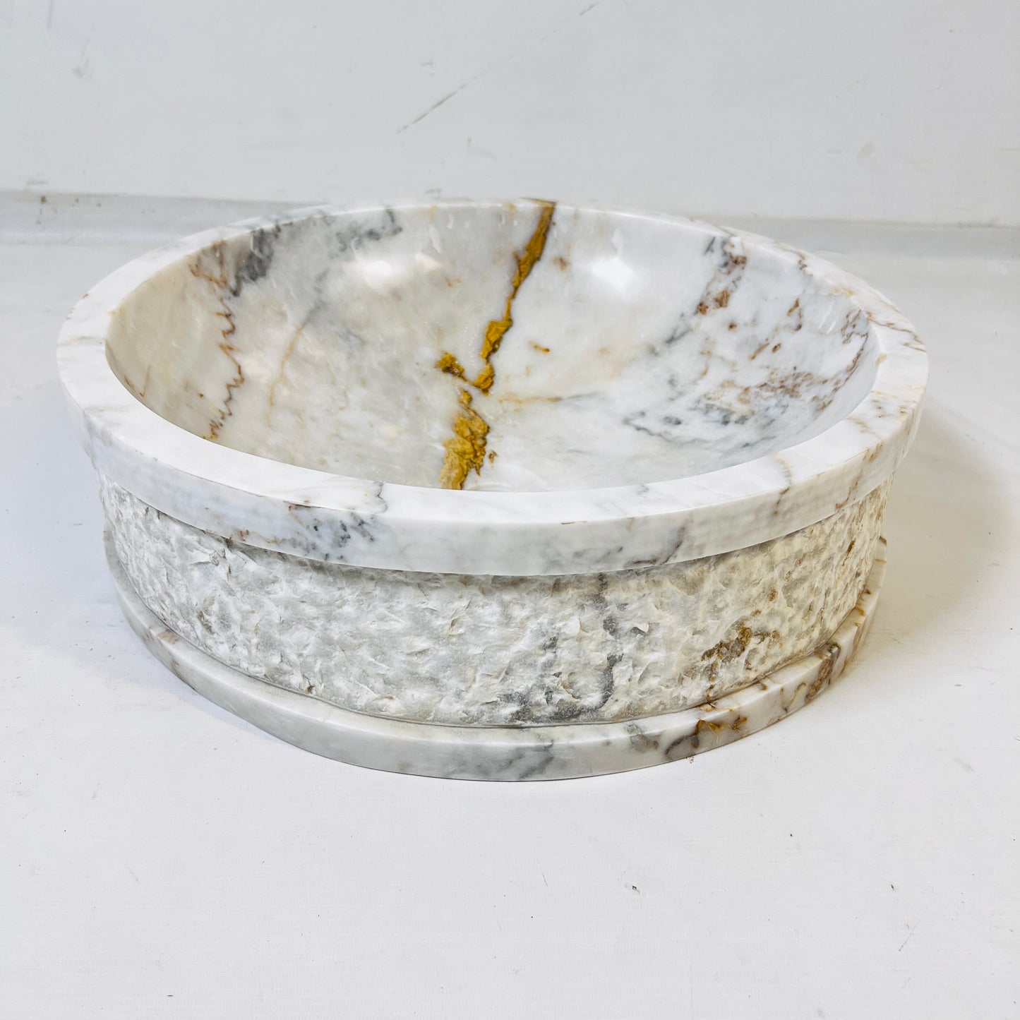 Tranquil Marble Sink - Cheetah Gold