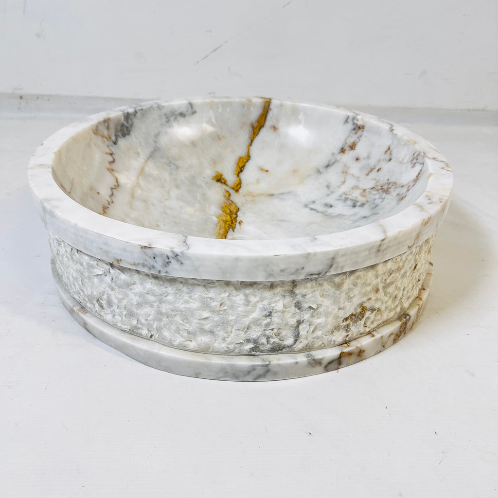 Tranquil Gold Vein Sink