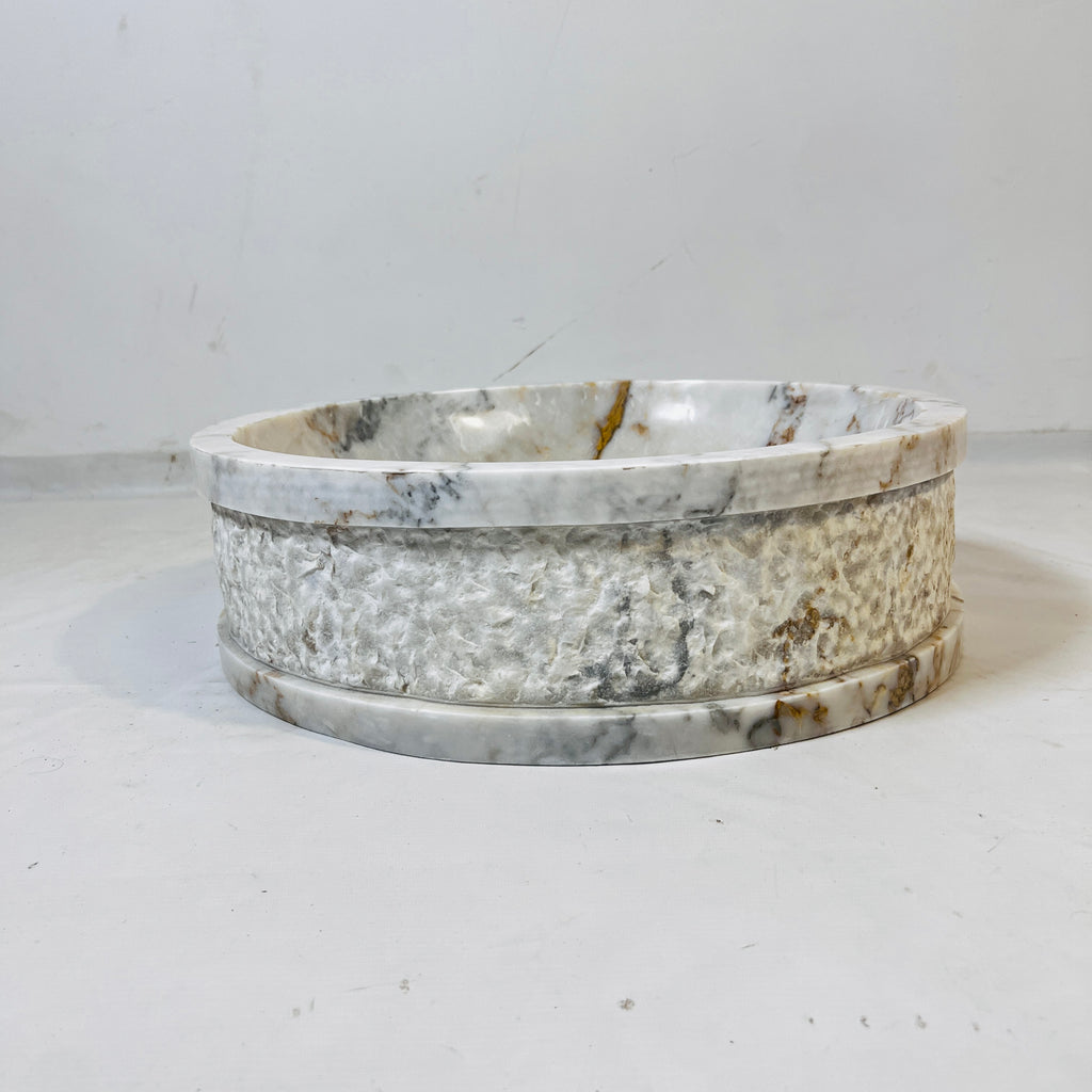 Tranquil Gold Vein Sink