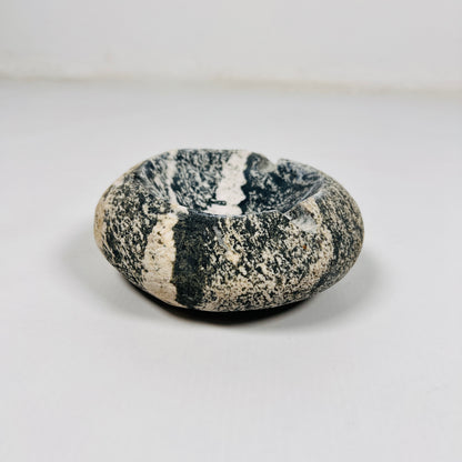 White Stroke Ash Tray - River Stone