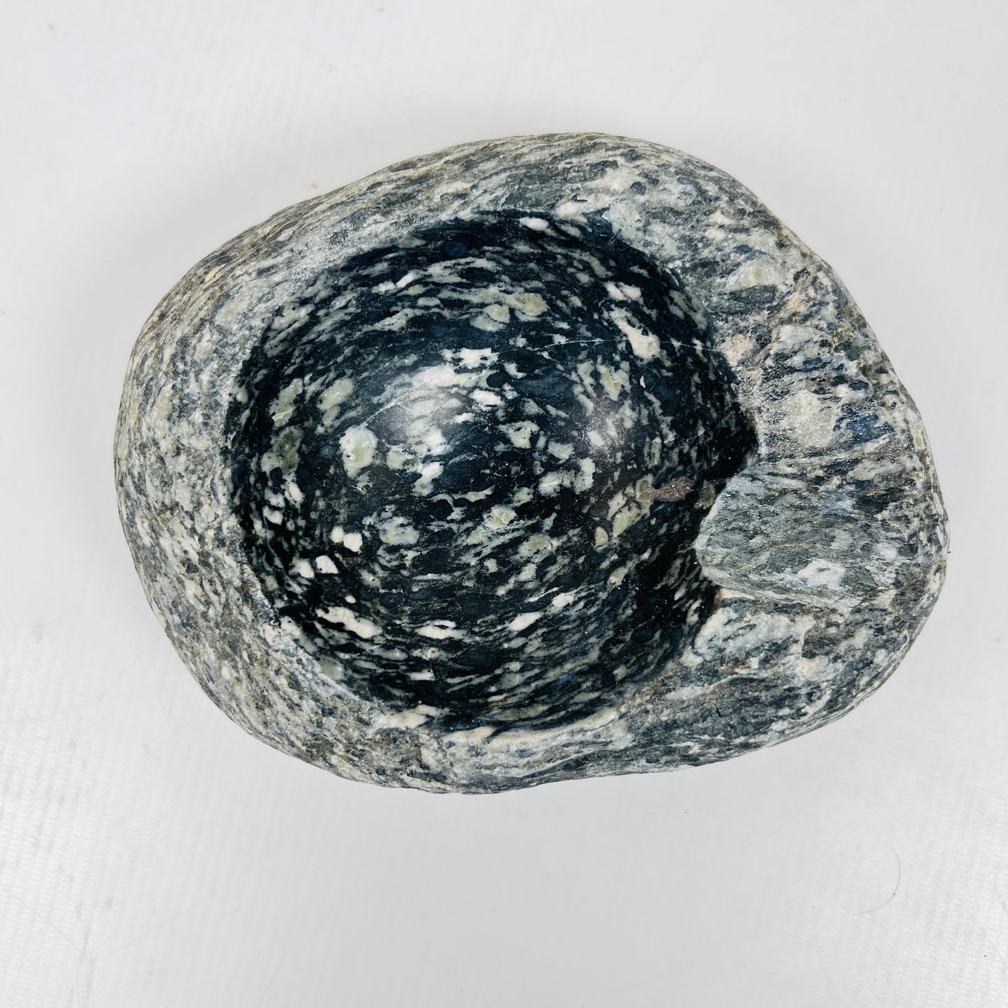 Dark Grey Speckled Ash Tray - River Stone