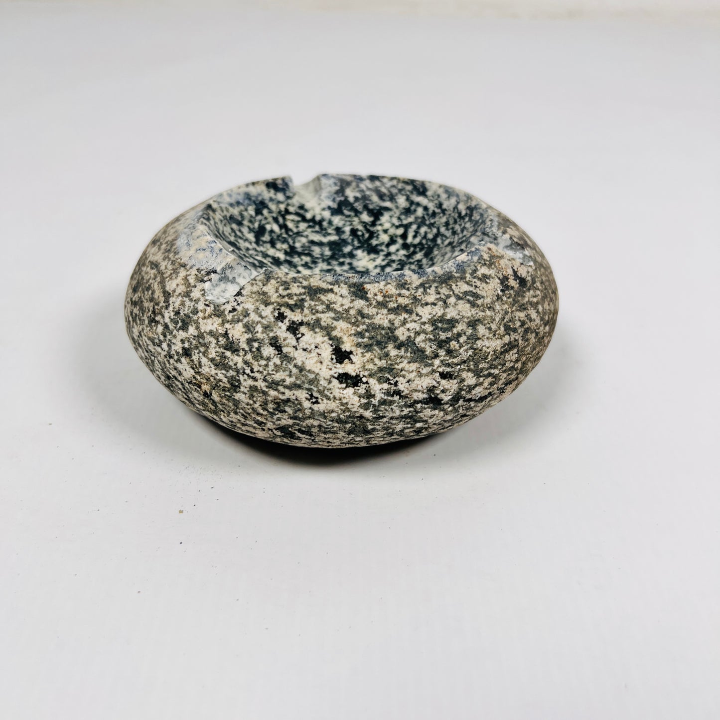 Circular Grained Ash Tray - Riverstone