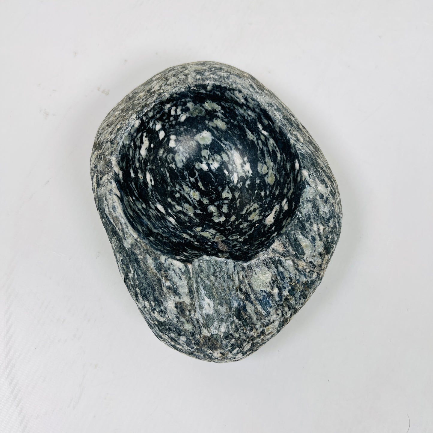 Dark Grey Speckled Ash Tray - River Stone