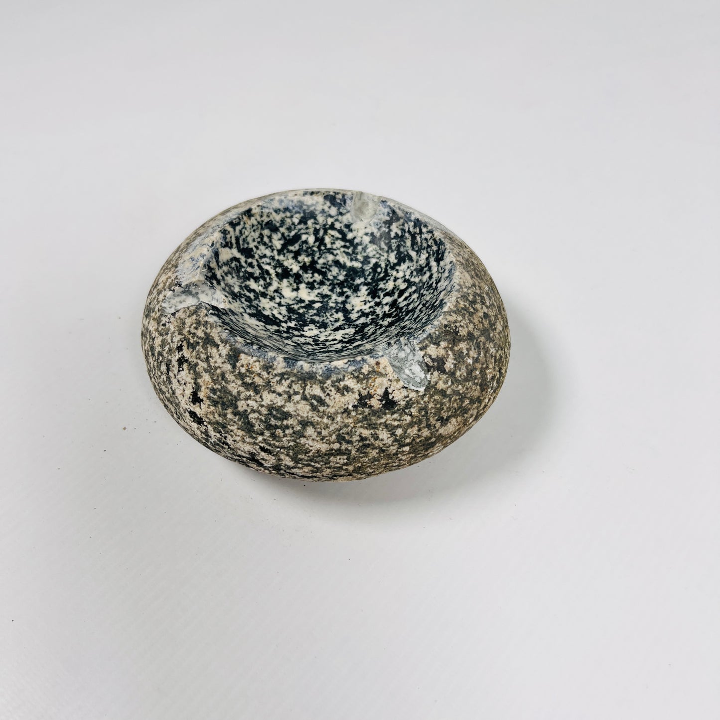 Circular Grained Ash Tray - Riverstone