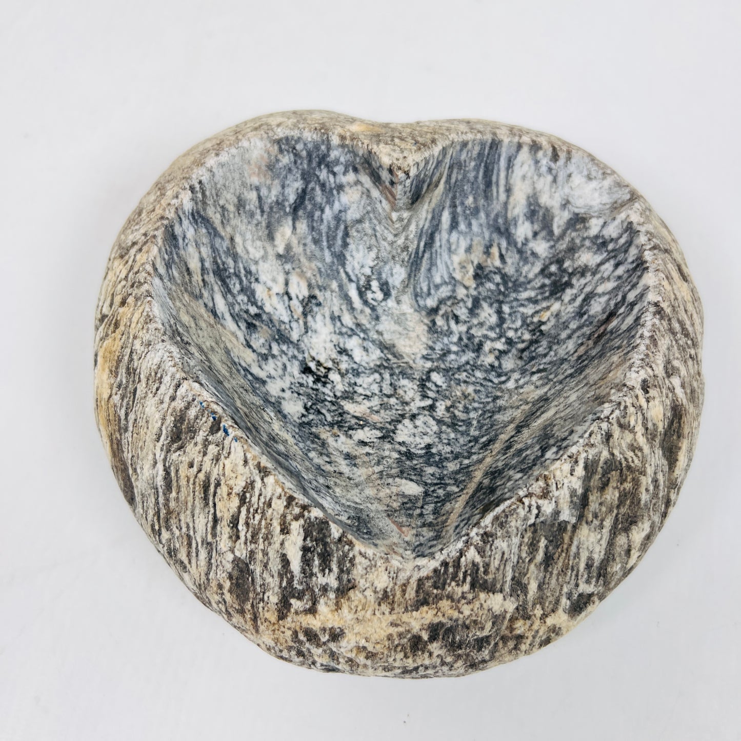 Heart Carved Grey Splashed Ash Tray - River Stone