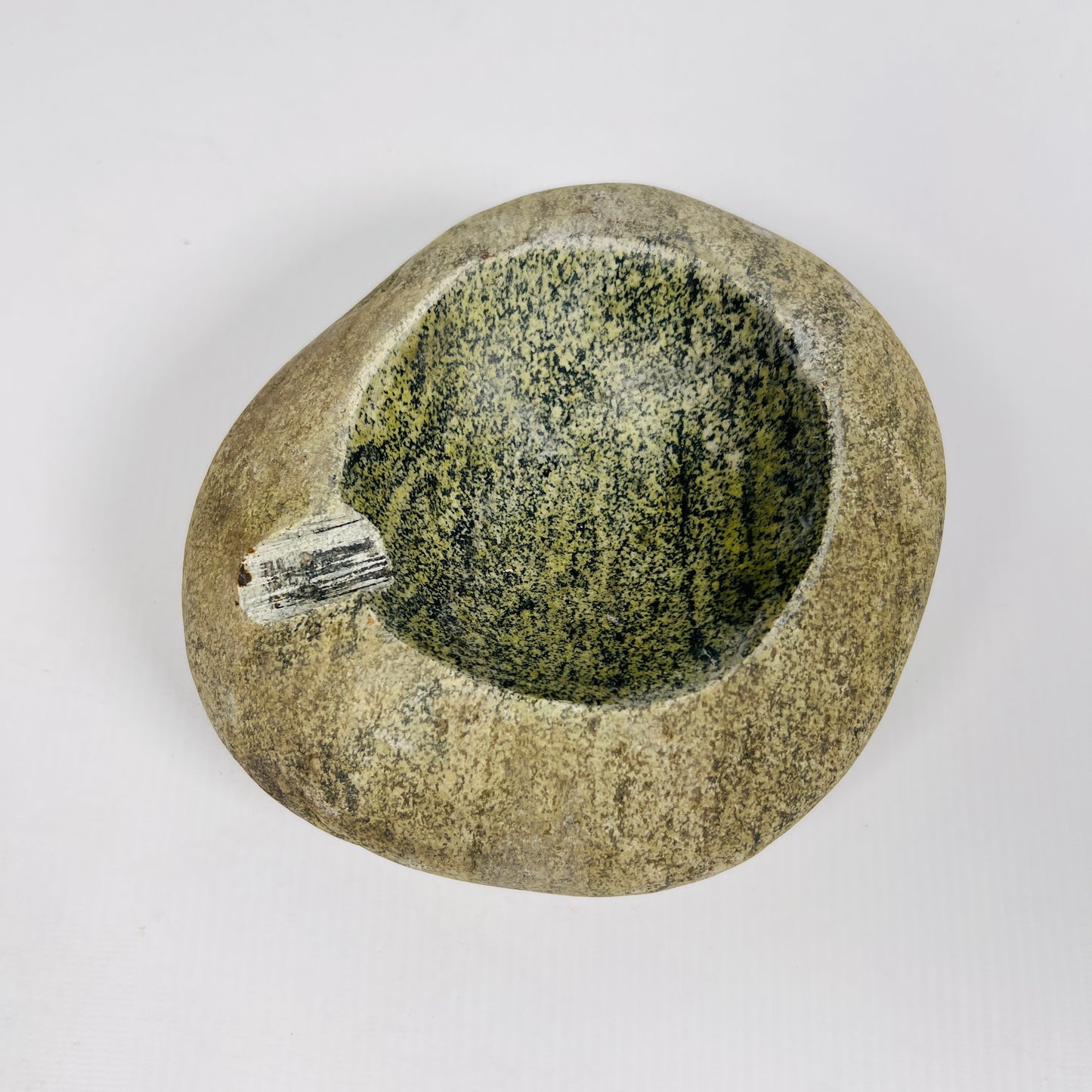 Moss Ash Tray - River Stone