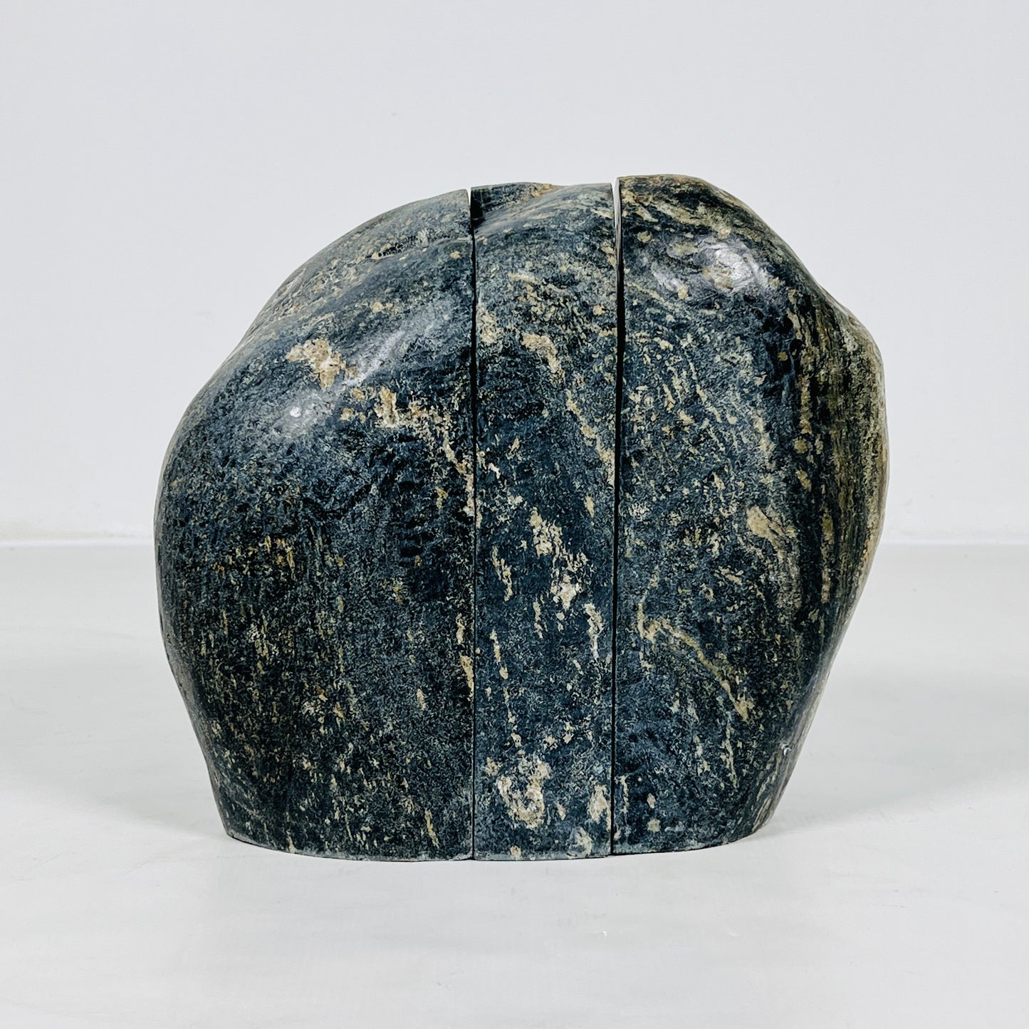 Blotched Riverstone Bookend - Black