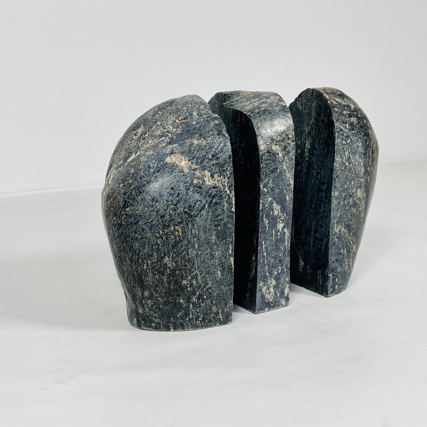 Blotched Riverstone Bookend - Black