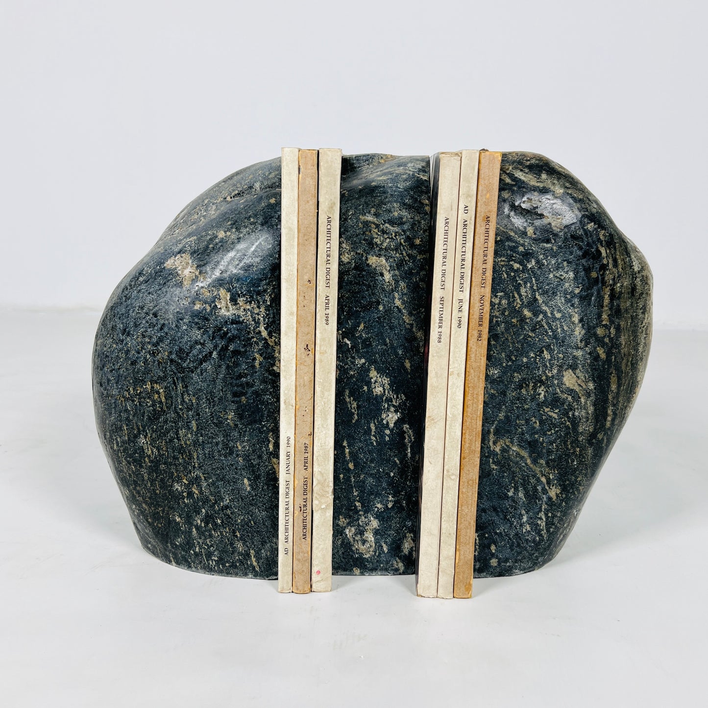 Blotched Riverstone Bookend - Black