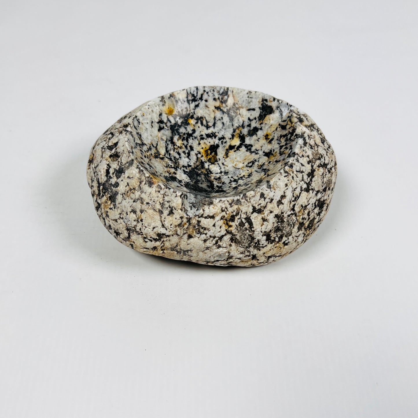 Pepper Ash Tray - River Stone
