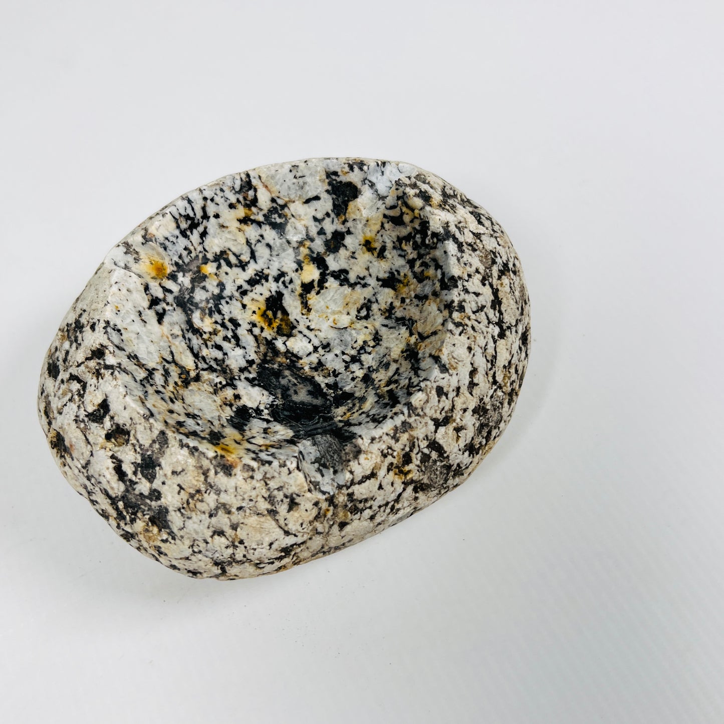 Pepper Ash Tray - River Stone