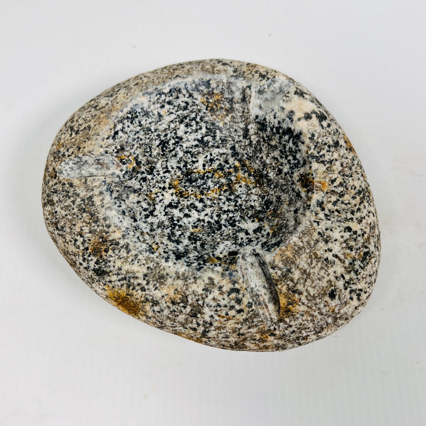 Grain Spotted Ash Tray - River Stone