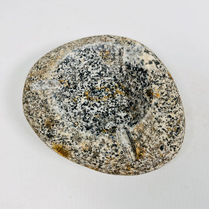 Grain Spotted Ash Tray - River Stone