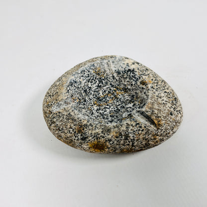 Grain Spotted Ash Tray - River Stone