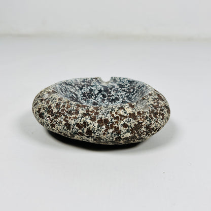 Multi-Grain Ash Tray - Riverstone