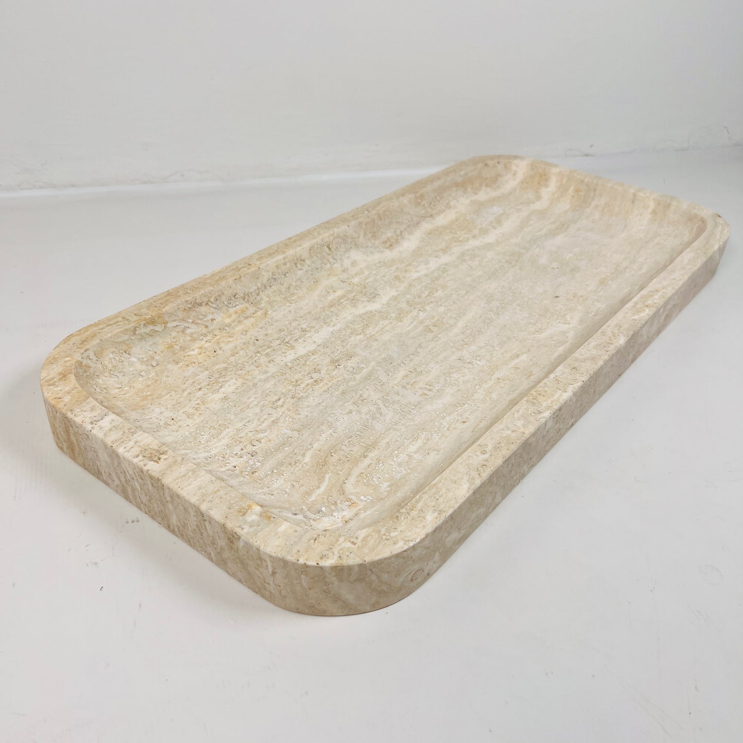 Linear Tray