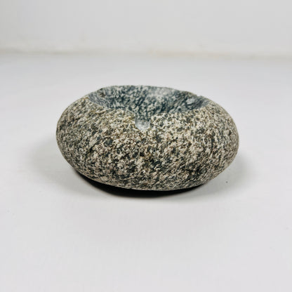 Grained Ash Tray - River Stone
