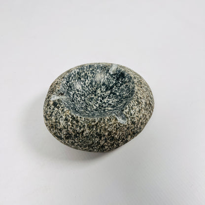 Grained Ash Tray - River Stone