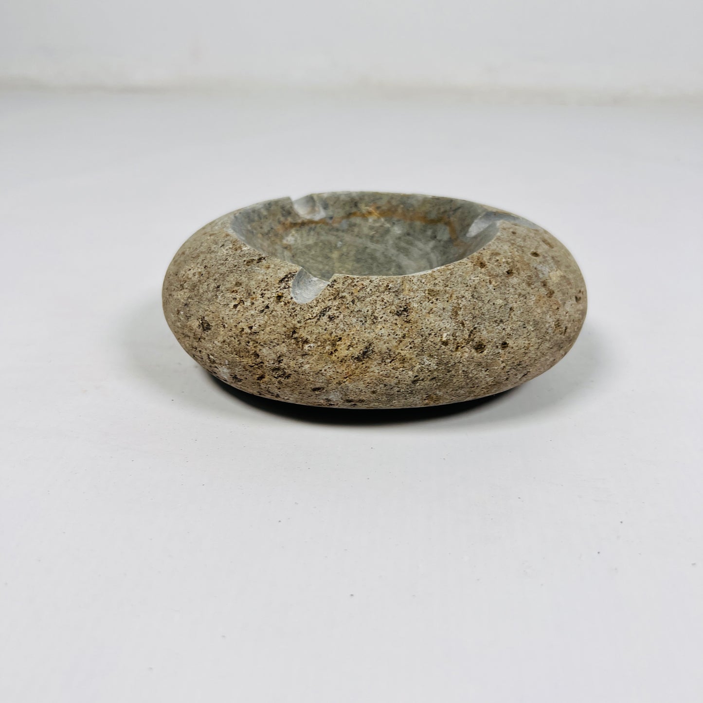 Tide Ash Tray - River Stone