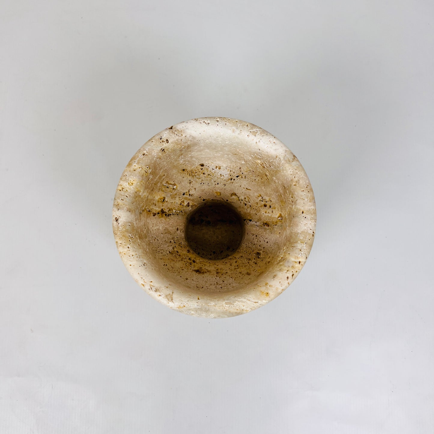 Echo Vase - Travertine