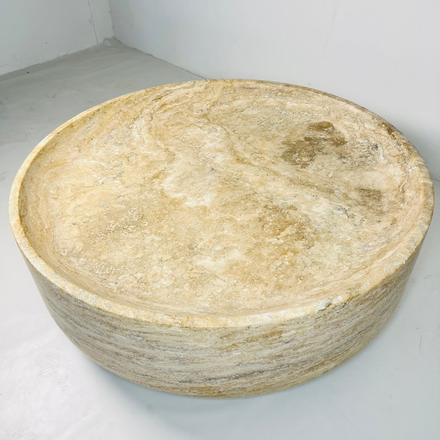 Caelum Table - Travertine