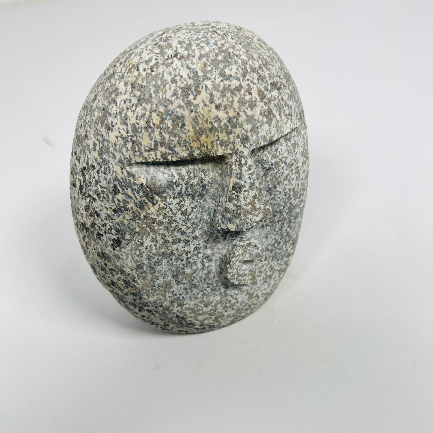 Vultus Decor Object - Riverstone