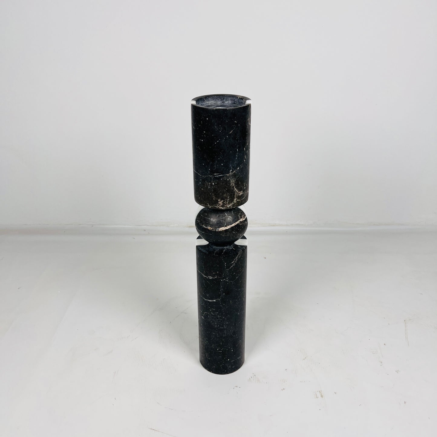 Sphere Link Candle Stand - Medium