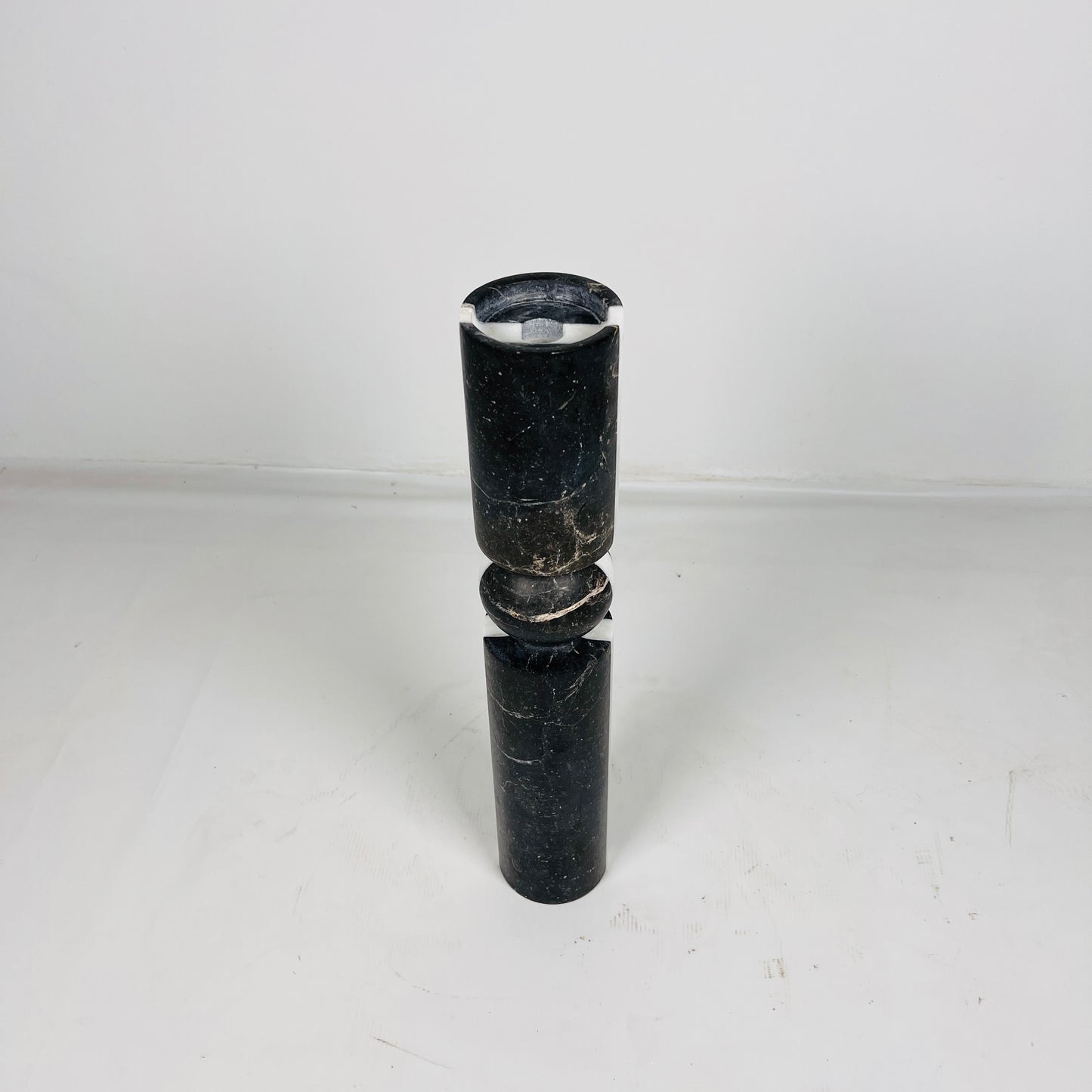 Sphere Link Candle Stand - Medium