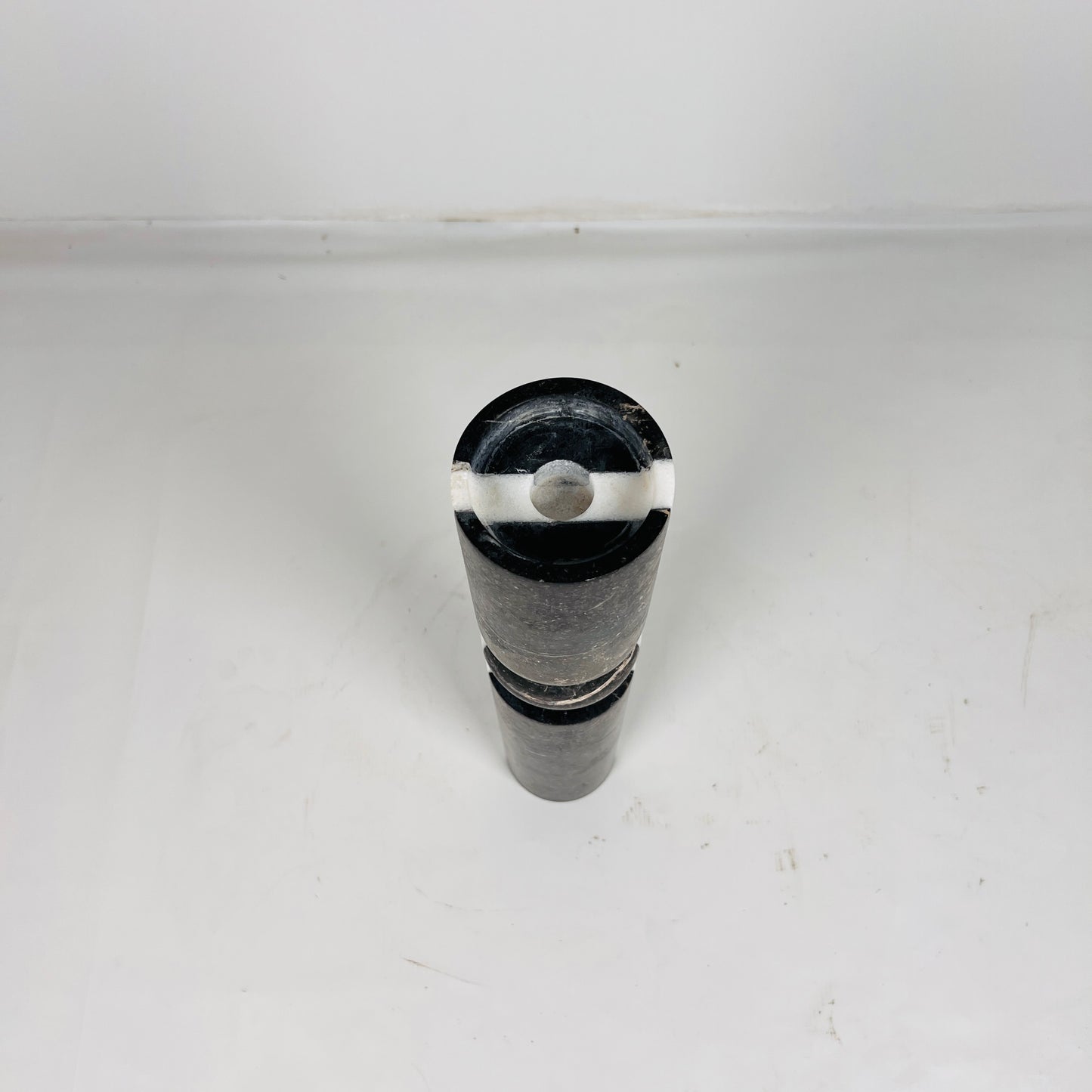 Sphere Link Candle Stand - Medium