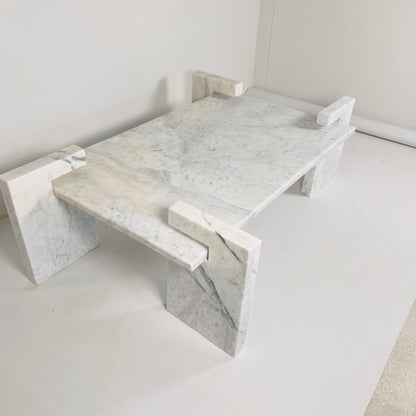SkyLine Perch Table