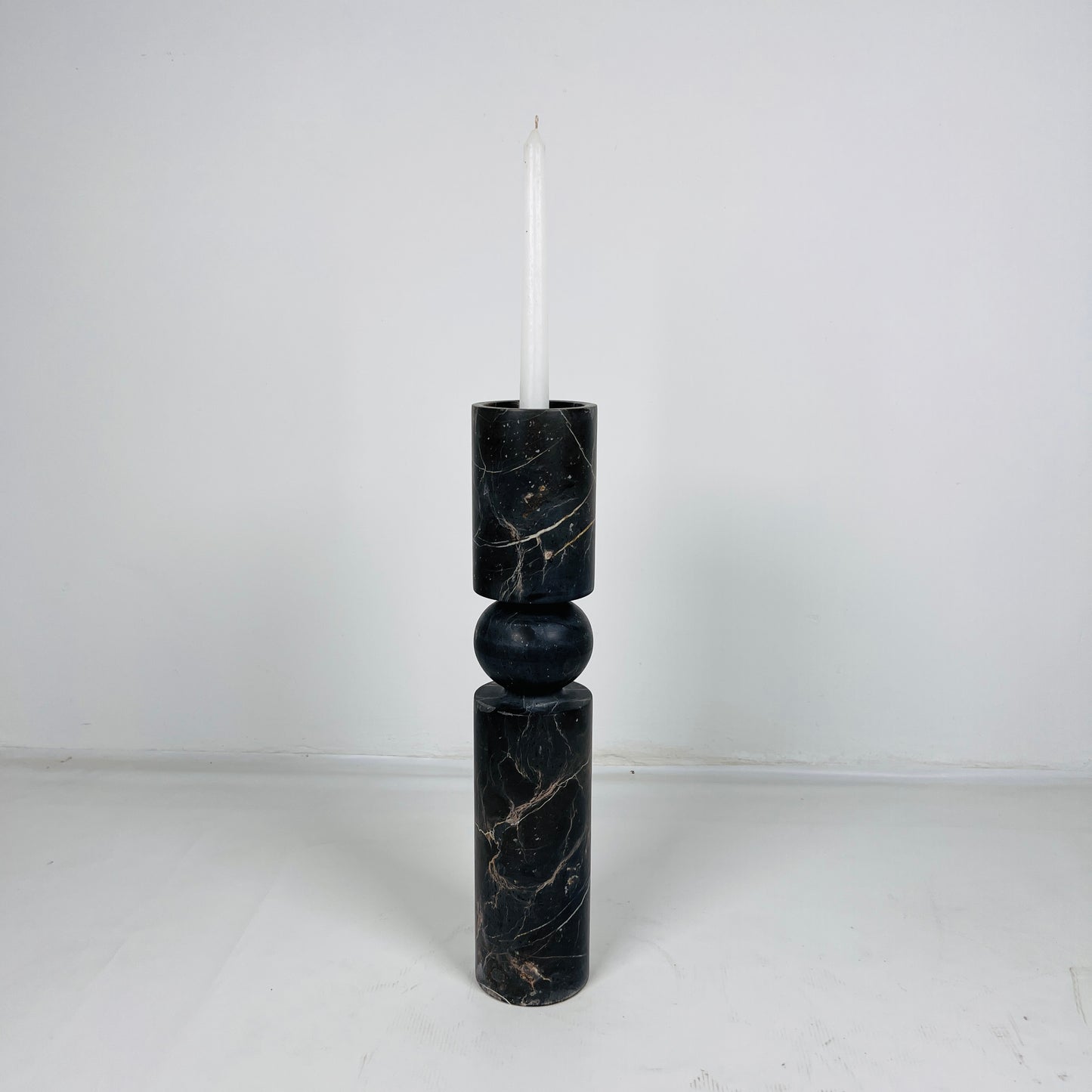 Sphere Link Candle Stand (Medium)