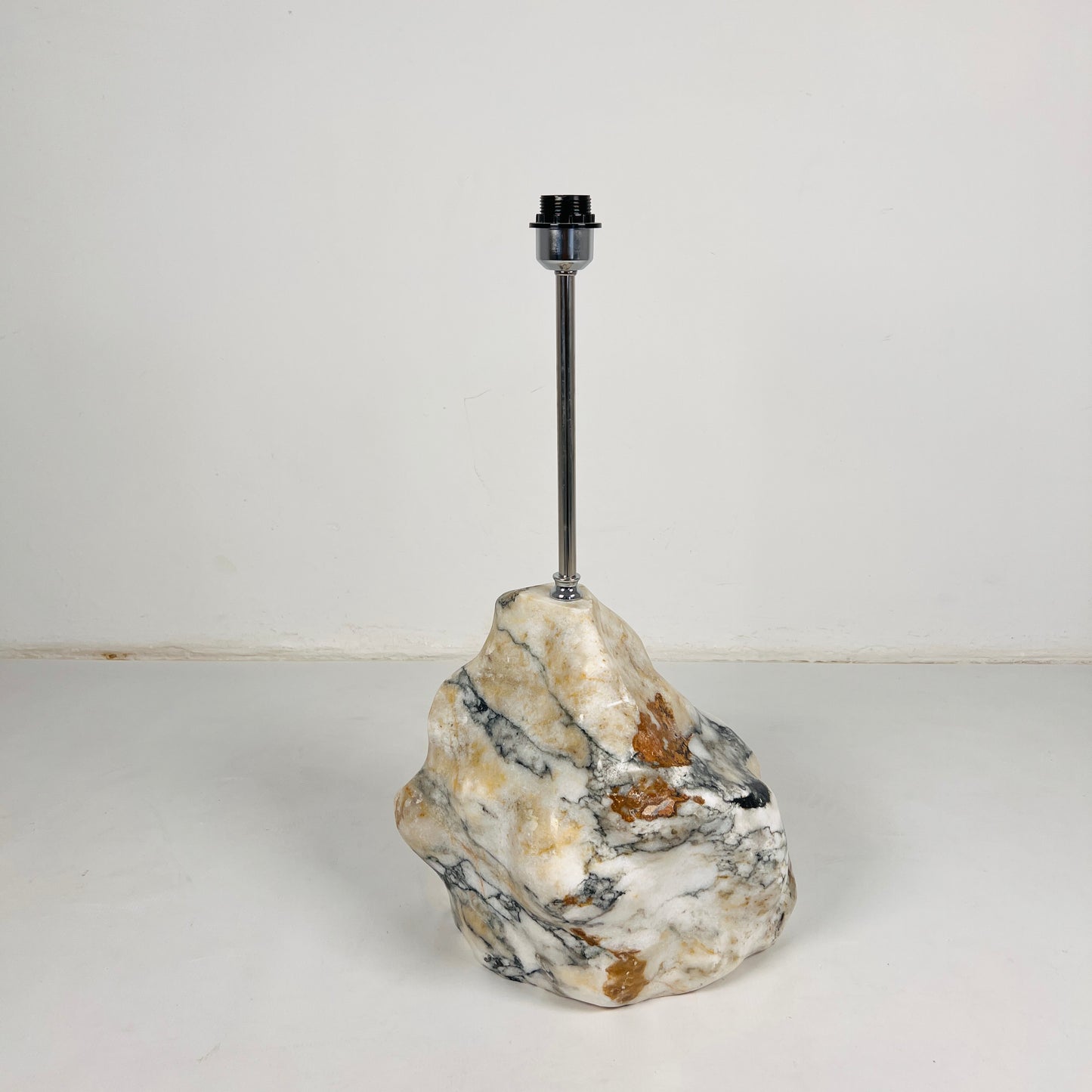 Tall Stone Lamp - Red & White