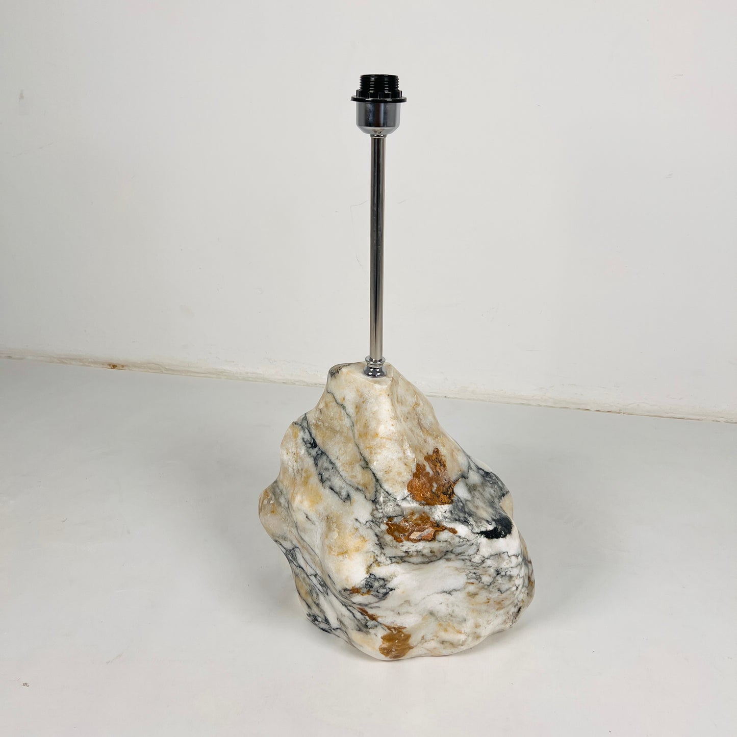 Tall Stone Lamp - Red & White