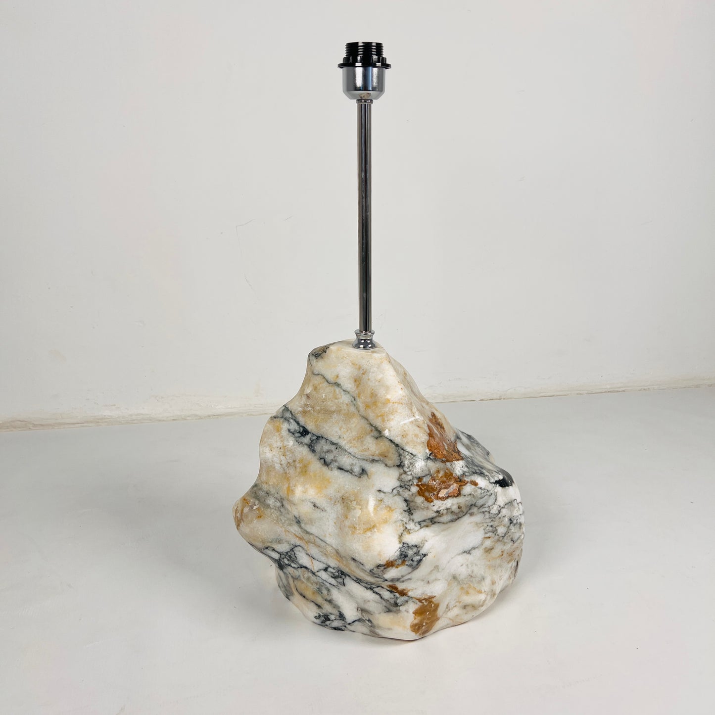 Tall Stone Lamp - Red & White
