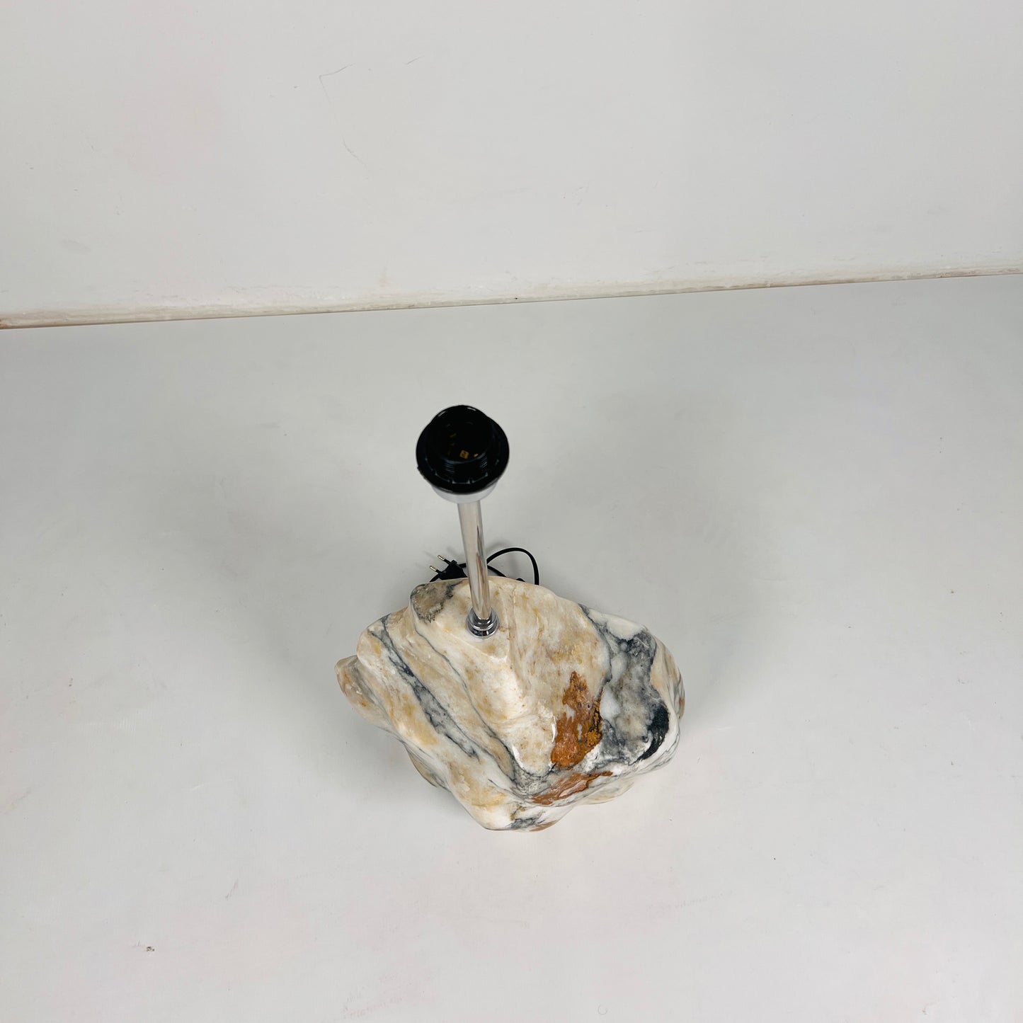 Tall Stone Lamp - Red & White