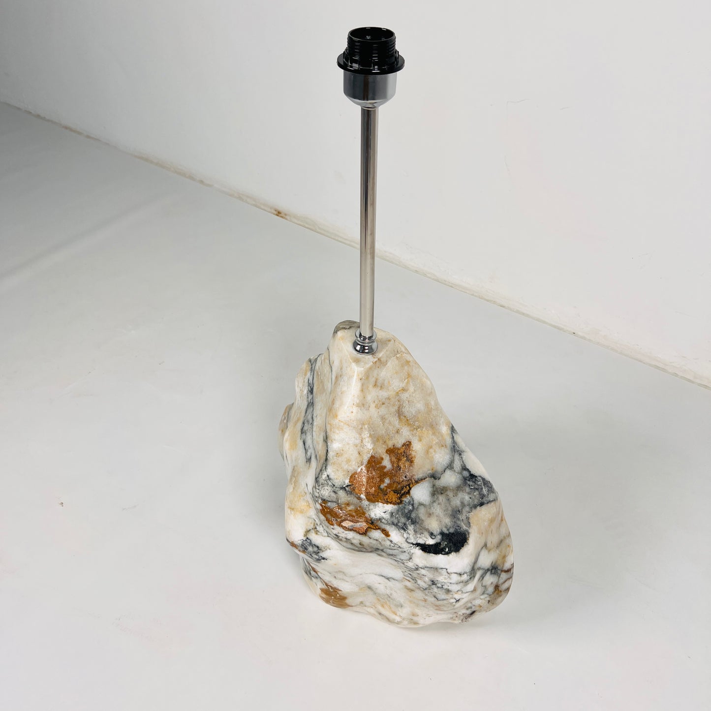 Tall Stone Lamp - Red & White