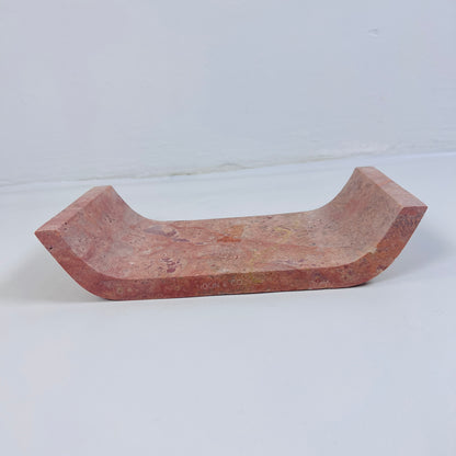 Curved Tray