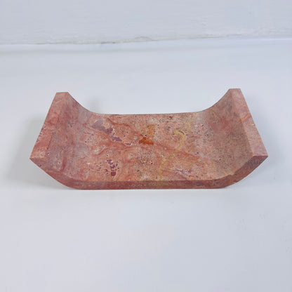 Curved Tray