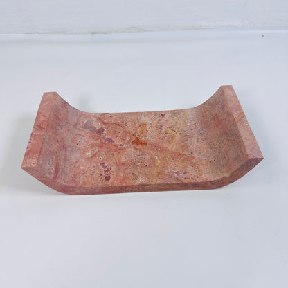 Curved Tray
