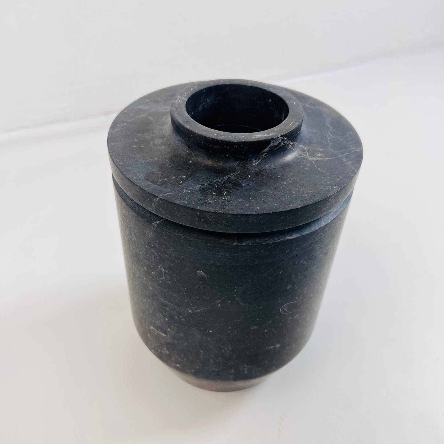 Assorted Vase - Black