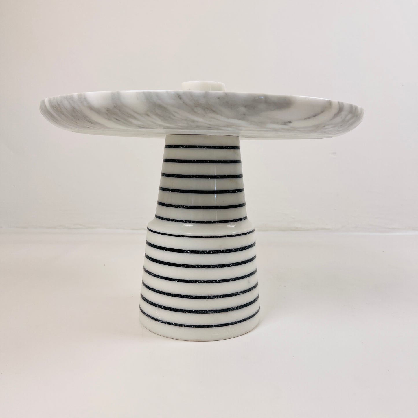 Marble Dessert Stand - Pinstriped