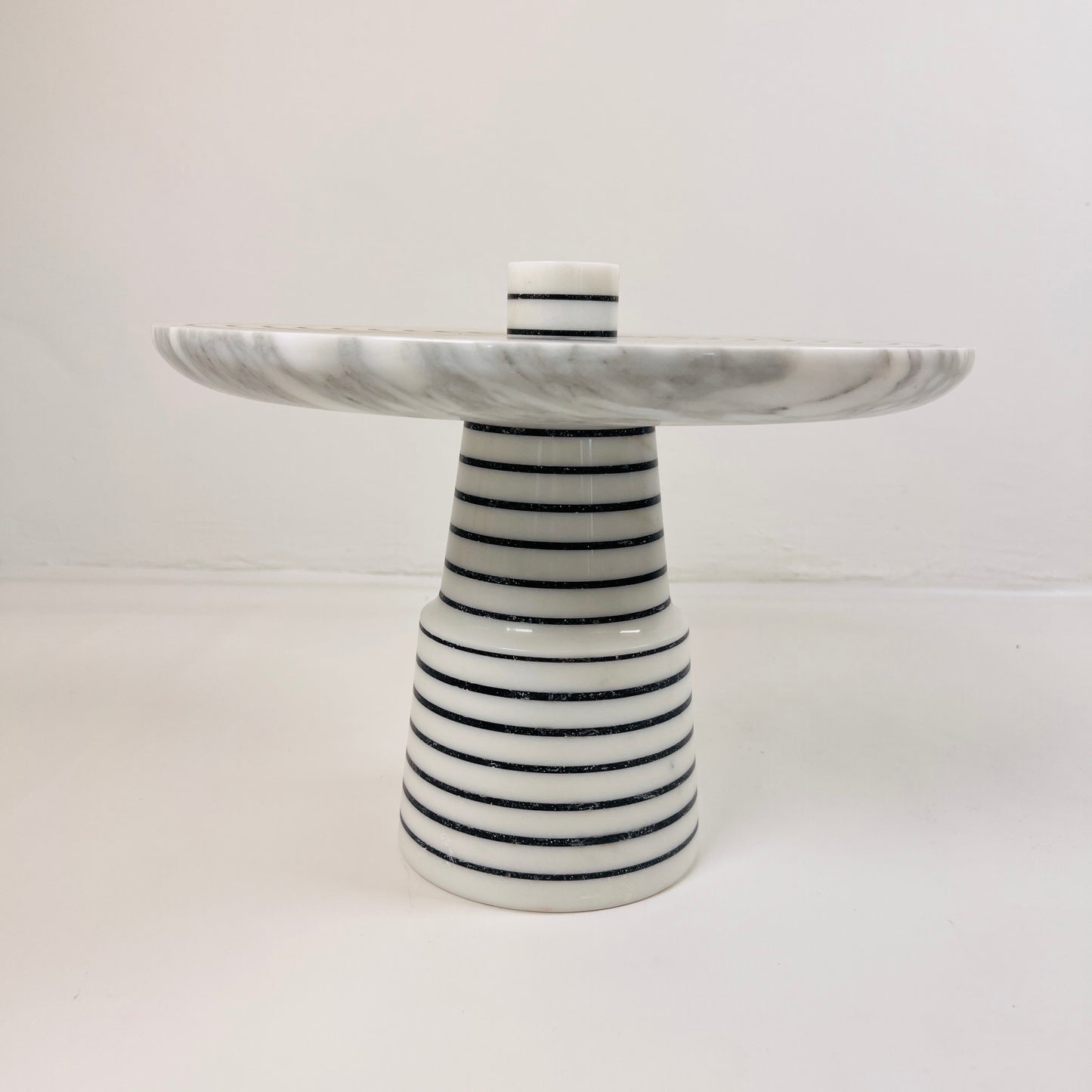 Marble Dessert Stand - Pinstriped