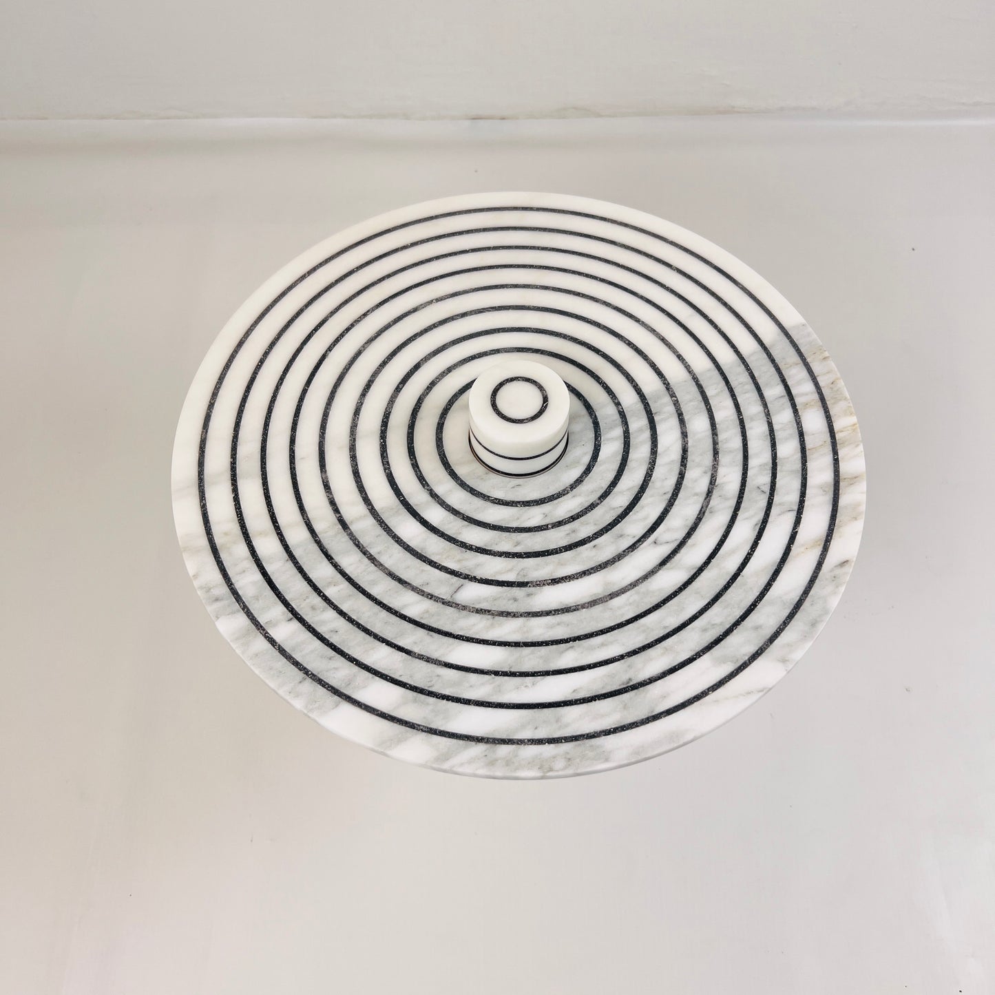 Marble Dessert Stand - Pinstriped