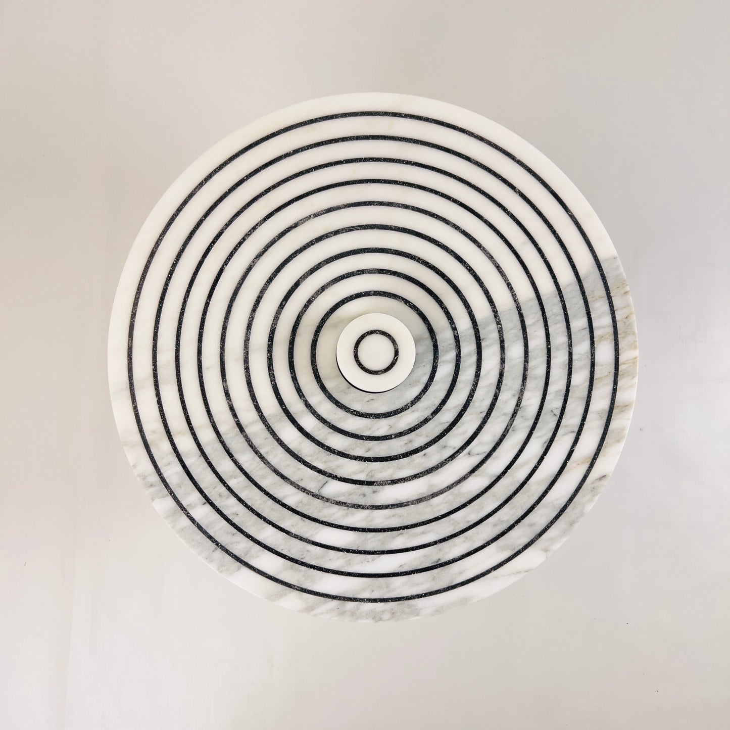 Marble Dessert Stand - Pinstriped