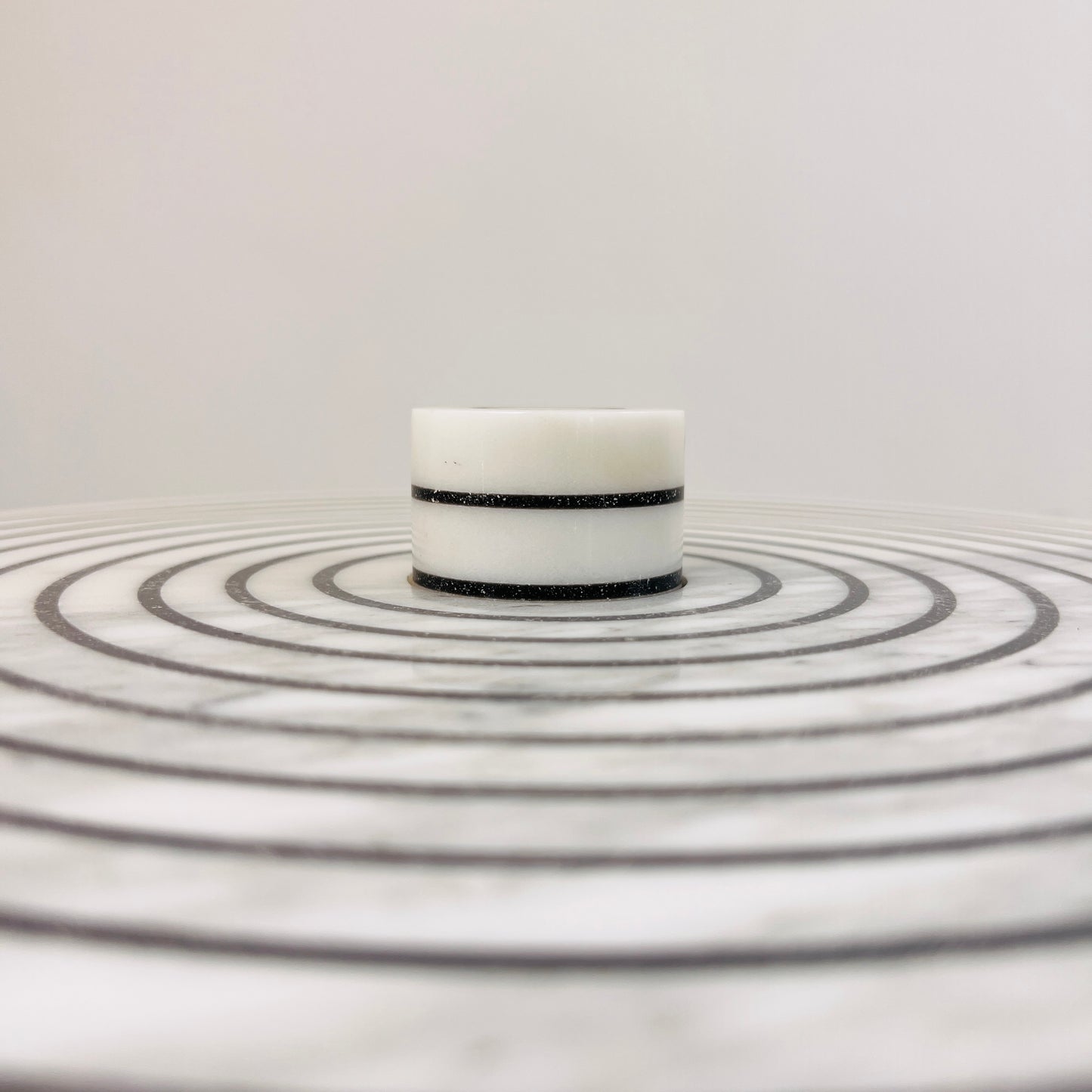 Marble Dessert Stand - Pinstriped