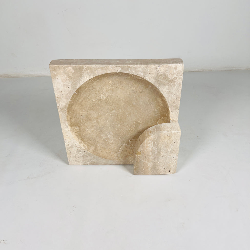 Aurelian Travertine Lamp