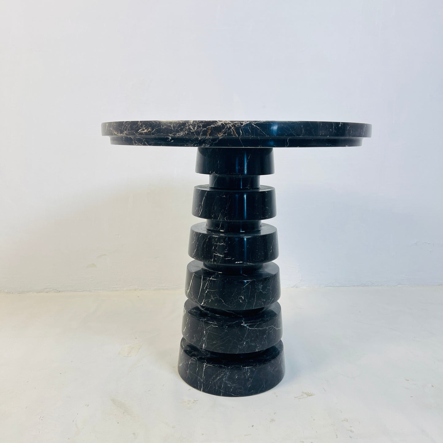 Noir Marble Table - Black & Blue