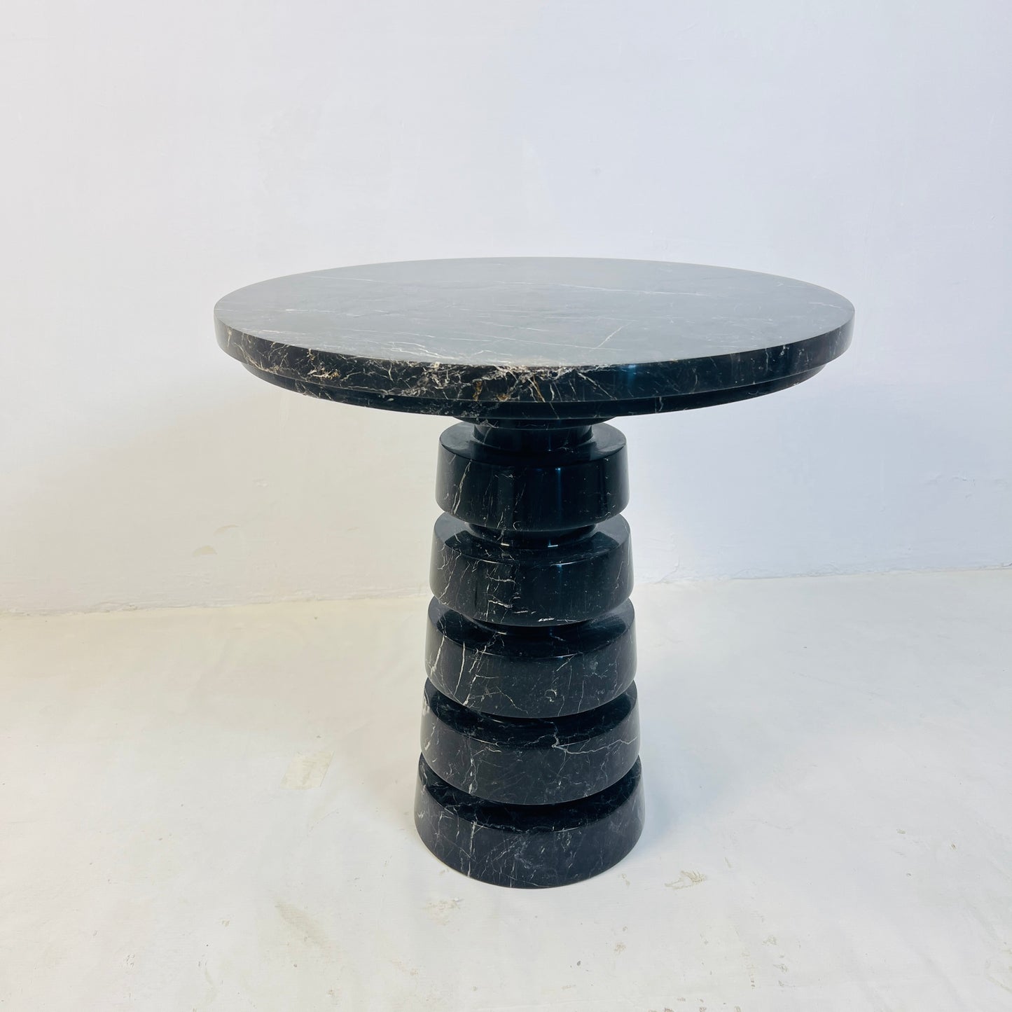 Noir Marble Table - Black & Blue