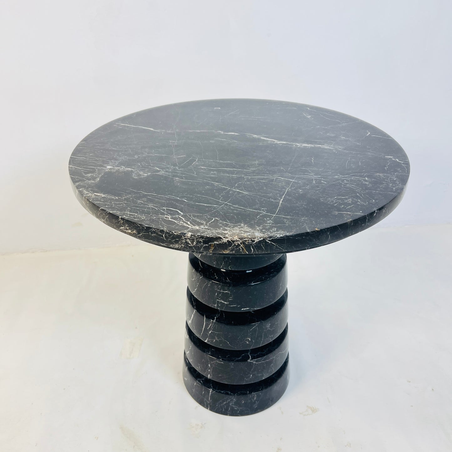 Noir Marble Table - Black & Blue