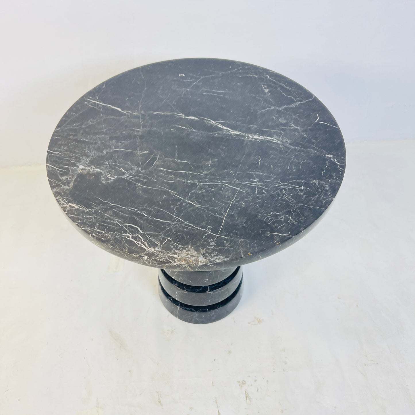 Noir Marble Table - Black & Blue